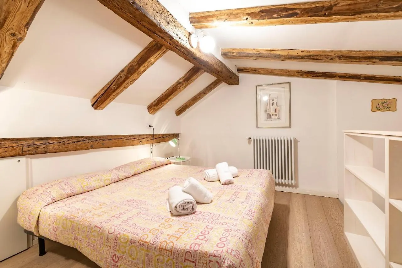 Ca' Lirica Apartment Venice