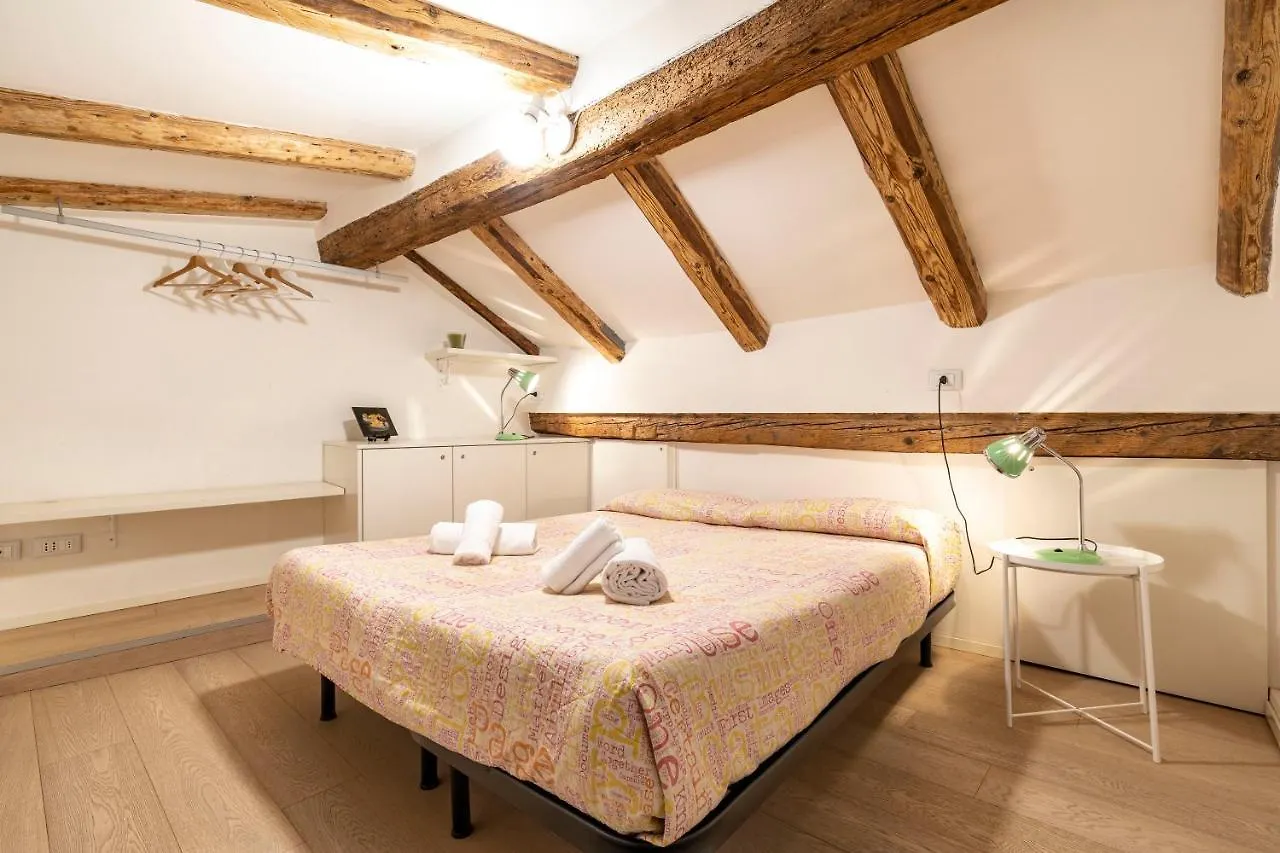Ca' Lirica Apartment Venice Italy