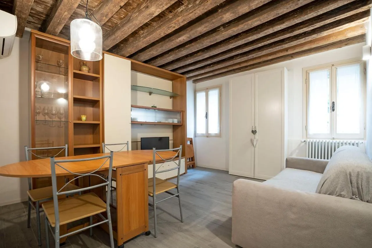 Ca' Lirica Apartment Venice